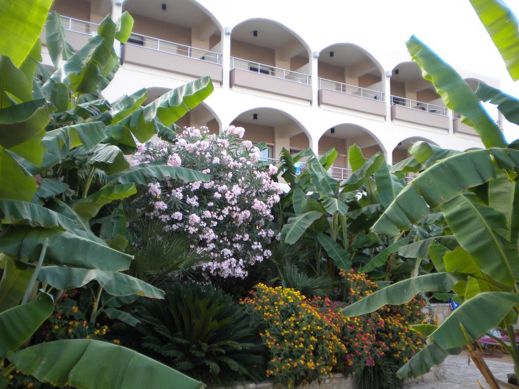 Paradise Lost Hotel-Apartments Tolo Bagian luar foto